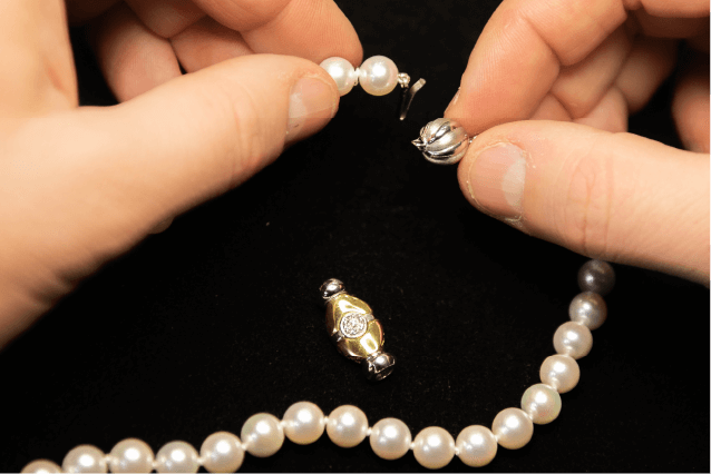 riparazione collana di perle